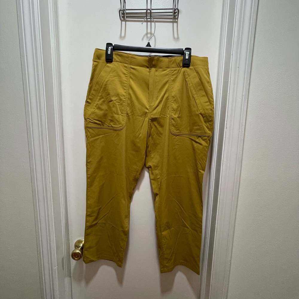 Eddie Bauer Cropped Pants Mustard 10